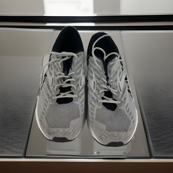 Brooks Launch 6 Men’s Running Shoes - Size 10 - Gray - Picture 2 of 5